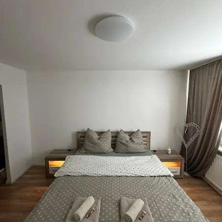 Modern Apartmán